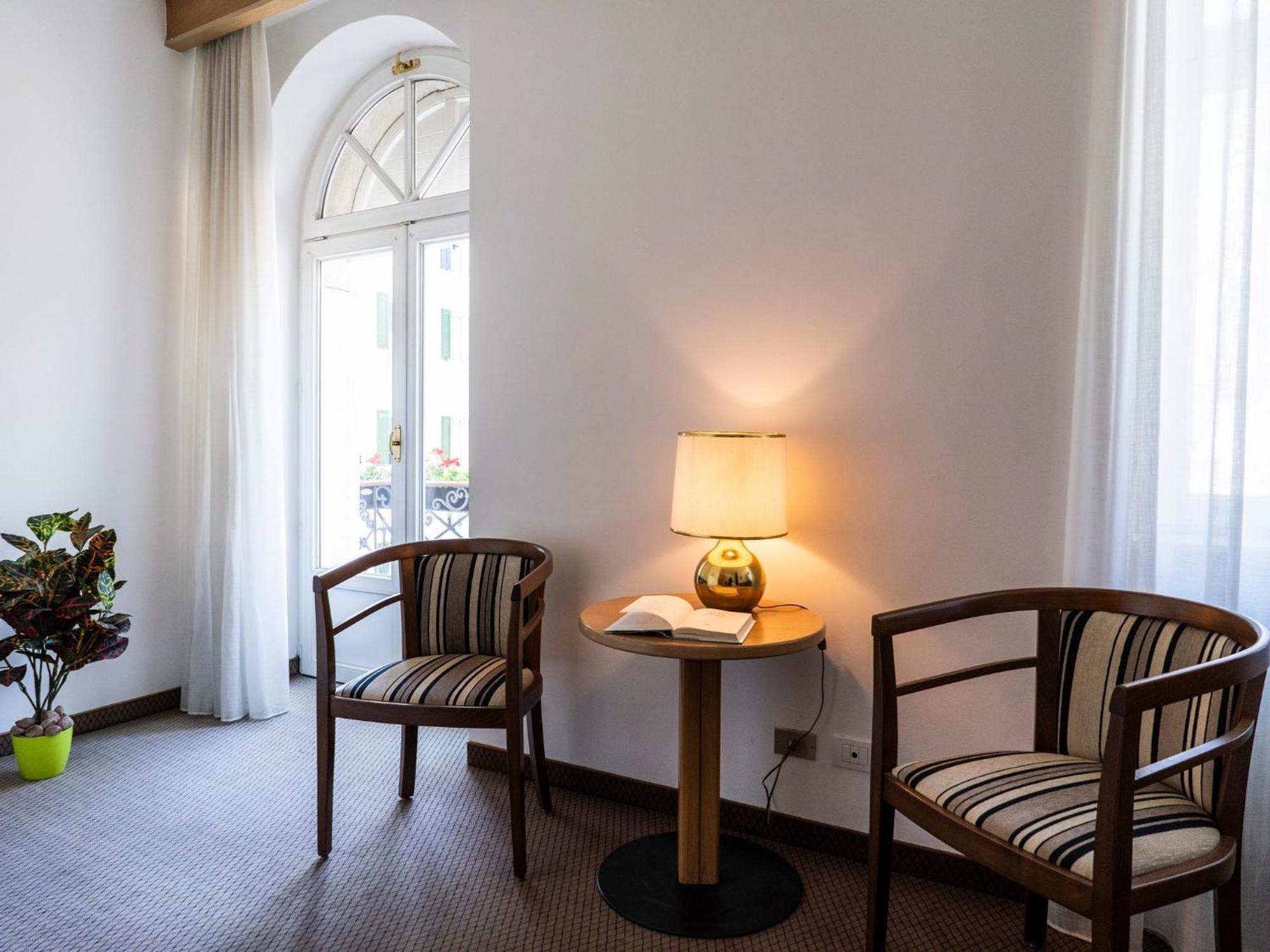 Hotel Villa Regina Levico Terme Exterior photo